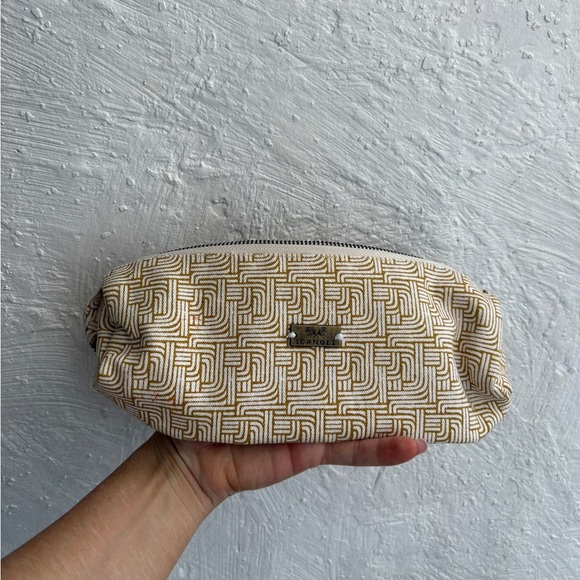 Handbags - Magnolia cosmetic/pencil bag
